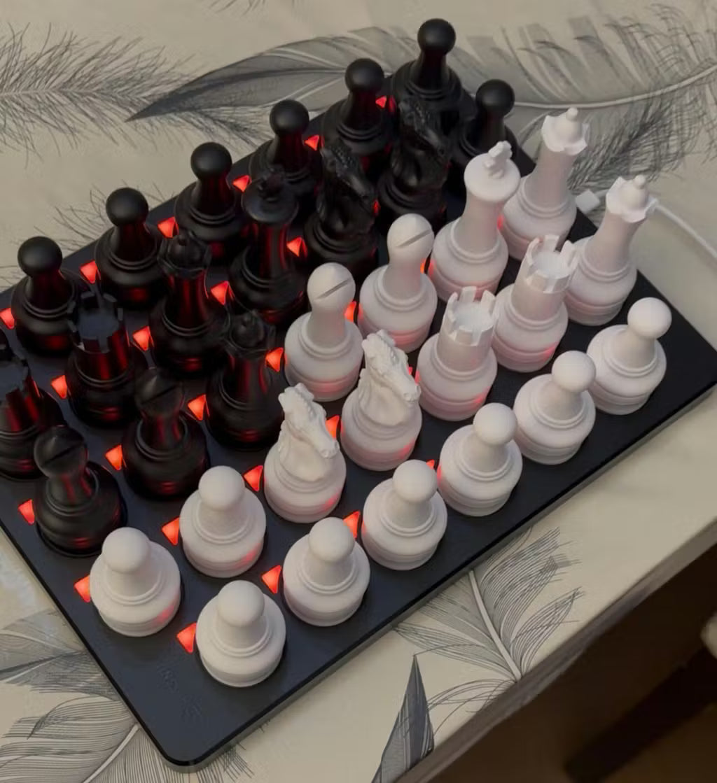 2026-Advanced Robotic Chessboard: Real-Time Play, AI Analysis, and Smart Features